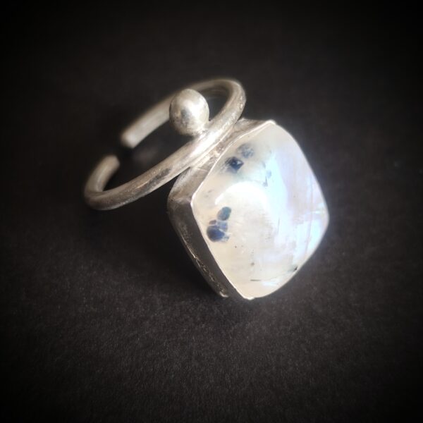 Bagues Biała Luna - Argent et Labradorite blanche