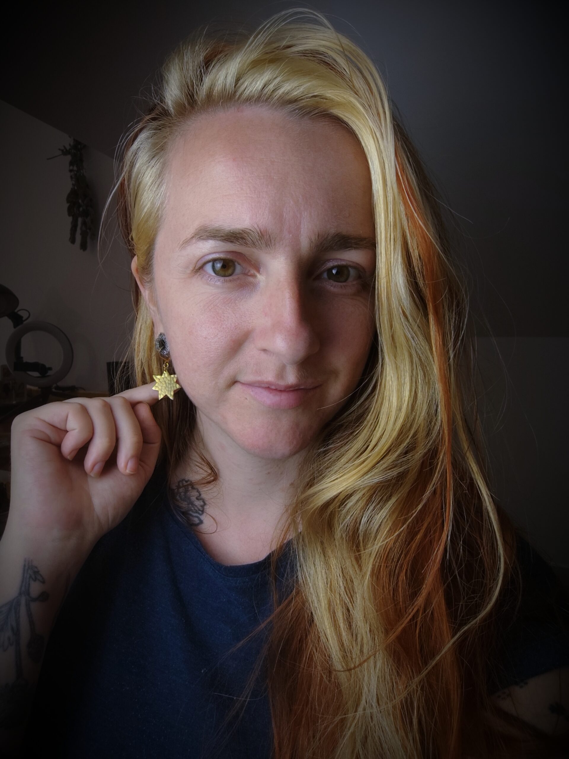 Boucles d'oreilles étoiles - Collection "Ode à la nuit" – Image 5