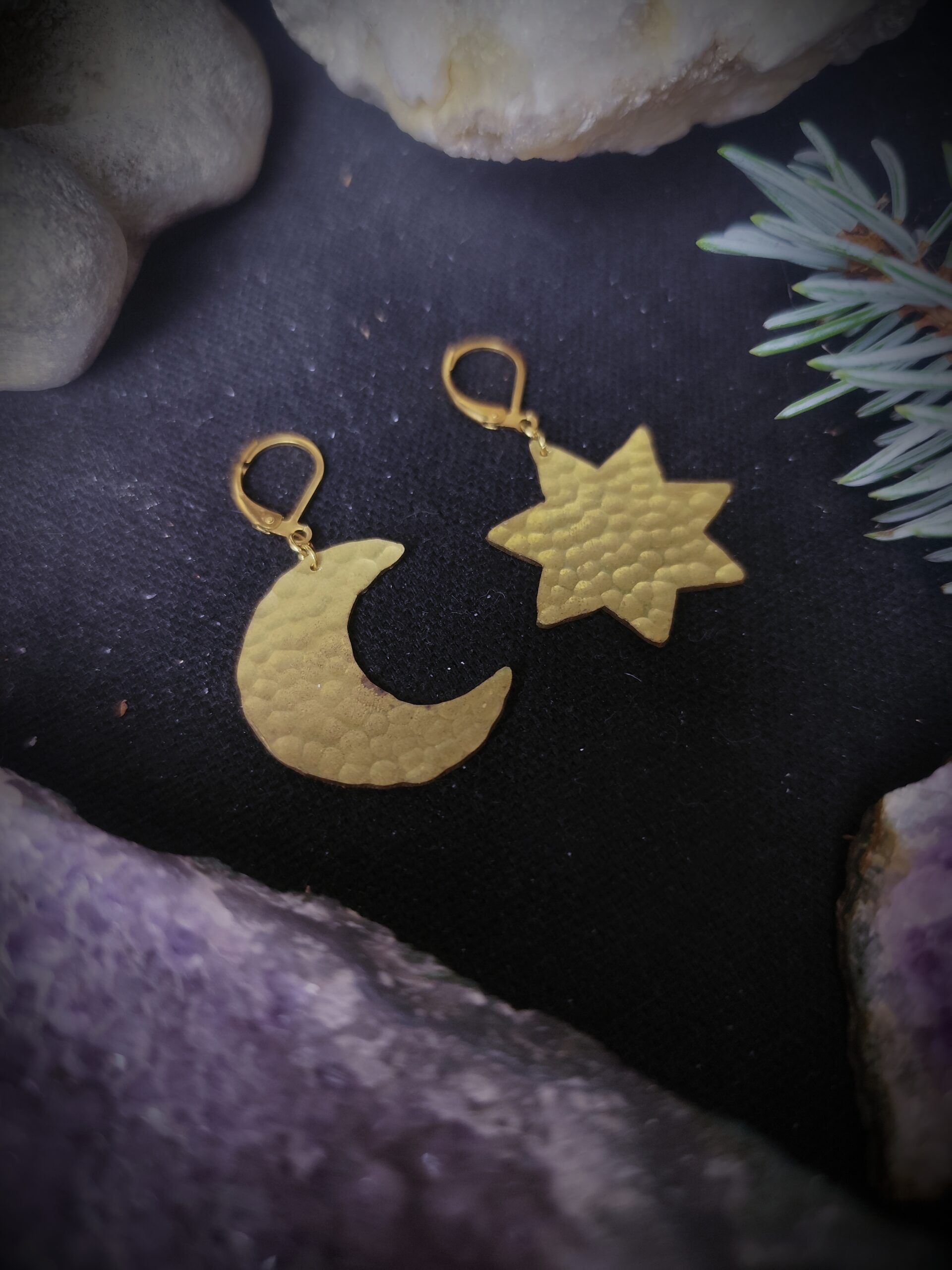 Boucles d'oreilles dépareillées collection "Ode à la nuit" – Image 3