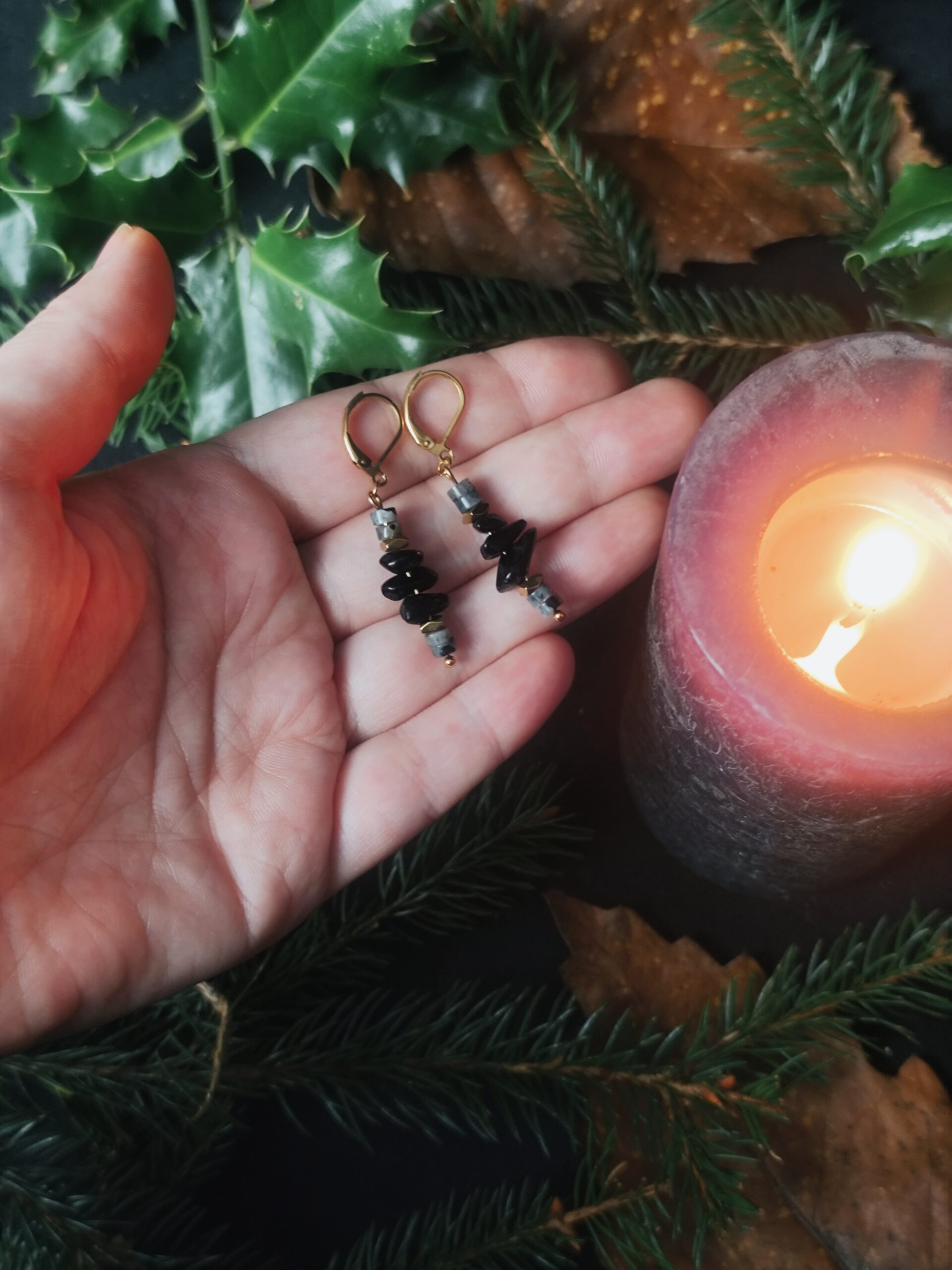 Boucles d'oreilles Les Larmes des Vents - Larvikite et Agate Noire – Image 4