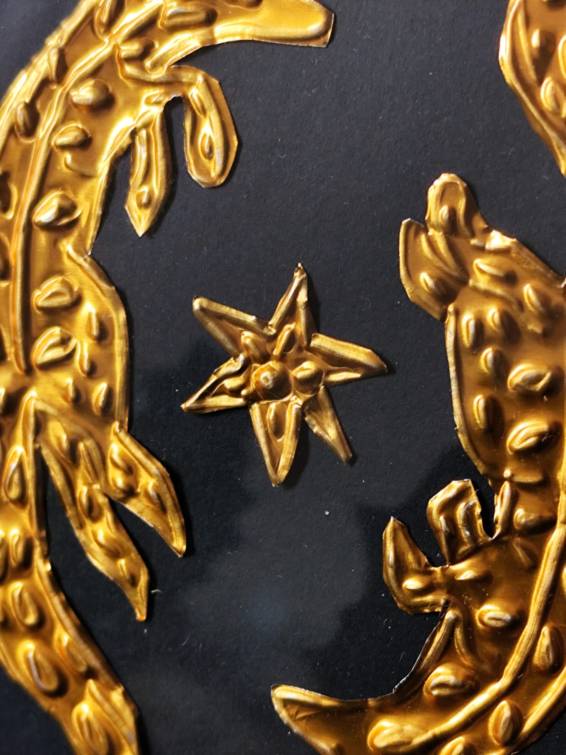 Les Renards - Collection "Bestiaire" en Métal Repoussé – Image 6