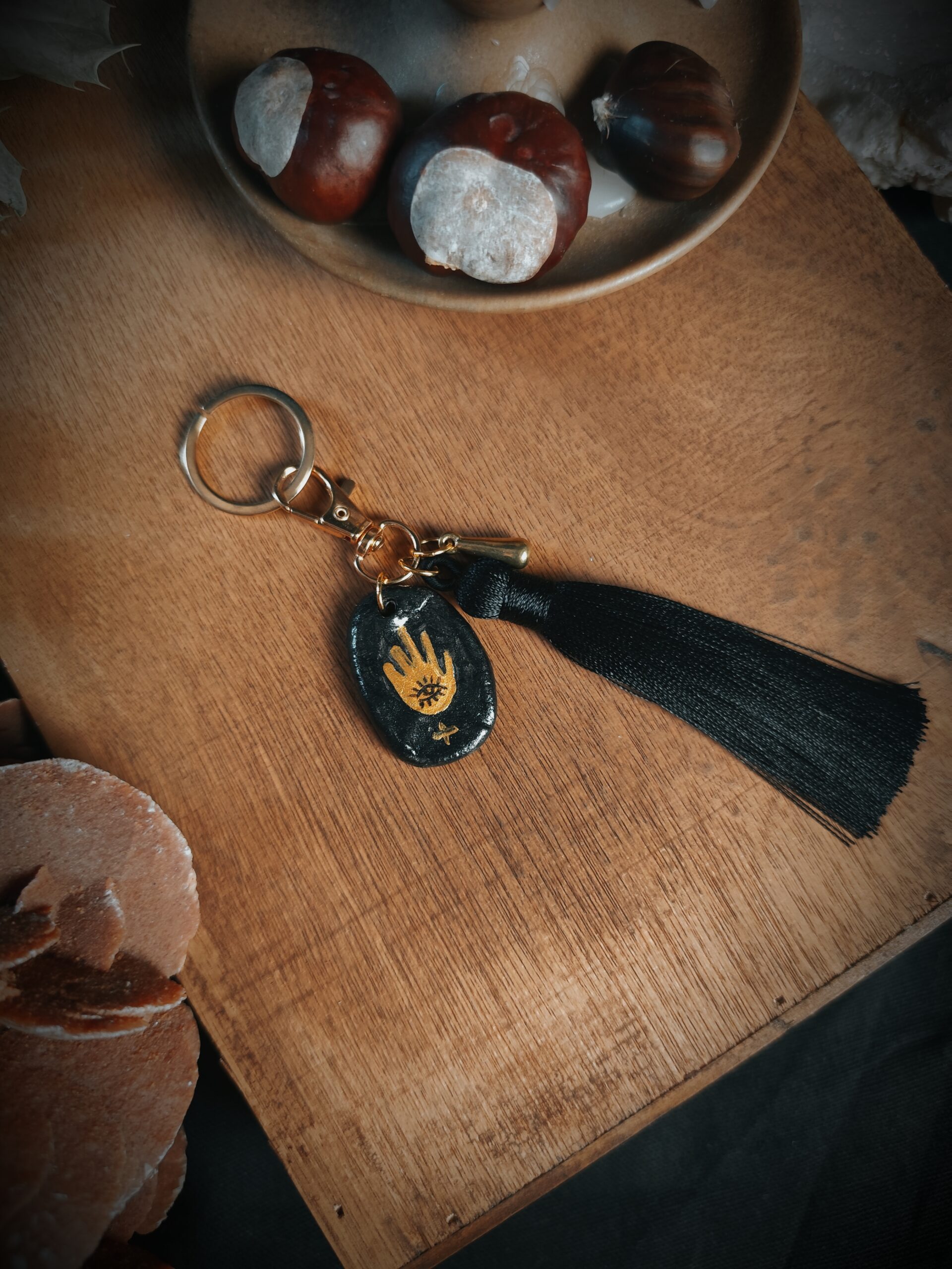 Porte clé "Main Sacrée"