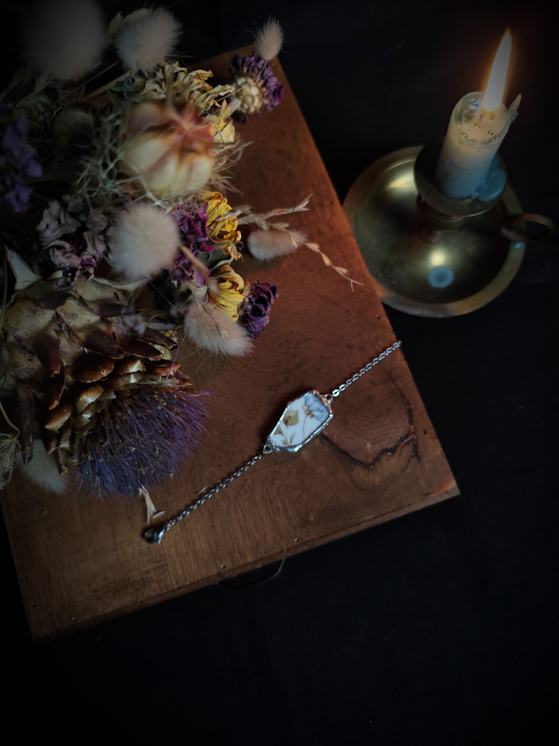 Bracelet fleuri bleu - Collection "Fleurs Sauvées" – Image 4